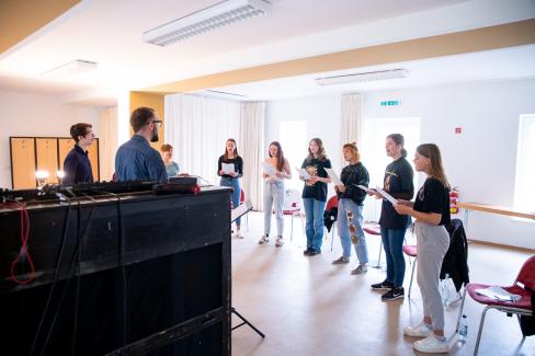Sänger:innen und Coaches beim Workshop