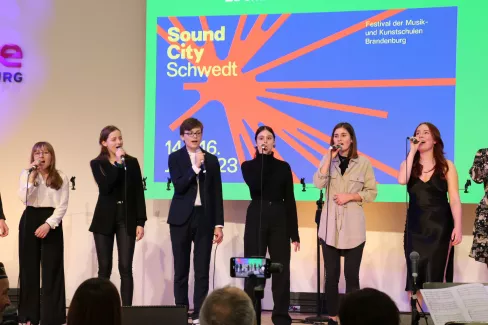 Young Voices beim Auftritt