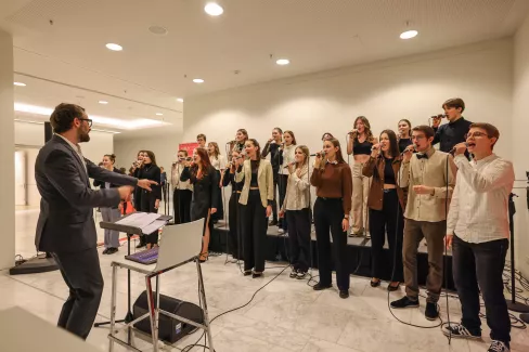 Young Voices beim Auftritt