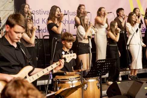 Auftritt der Young Voices beim Sound City Festival 2023