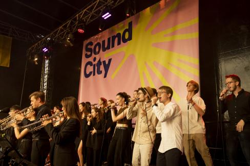 Auftritt der Young Voices beim Sound City Festival 2023
